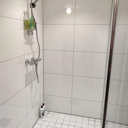 Wonderinn Riverside Guest house