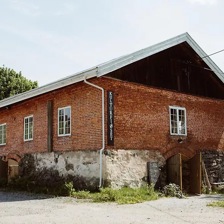 Guest house Wonderinn Riverside Arnes (Nes)