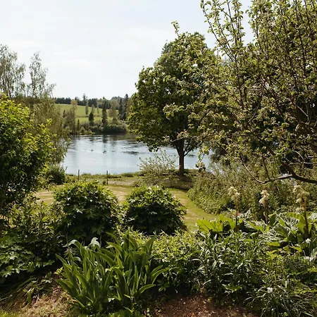 Wonderinn Riverside Πανσιόν